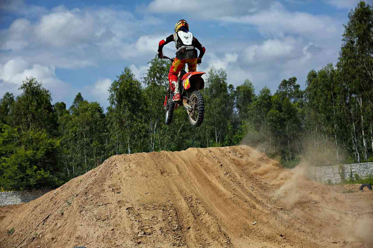 AG百家乐游戏实战详细分析_智慧玩家的玩法技巧与危机管控之道